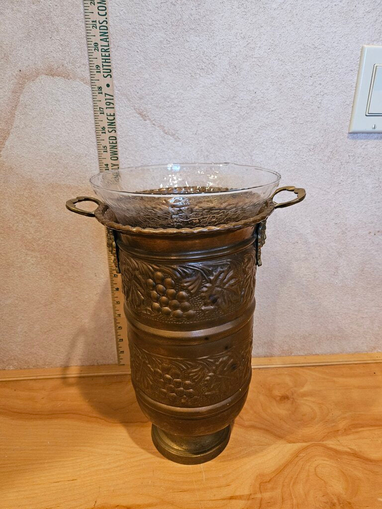 Vintage Handblown Fluted Clear textured Glass Candle Holder Riser / Vase / wine bottle Display server