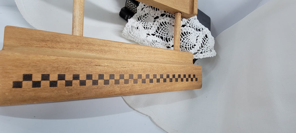 Pampered Chef Wooden Recipe Holder