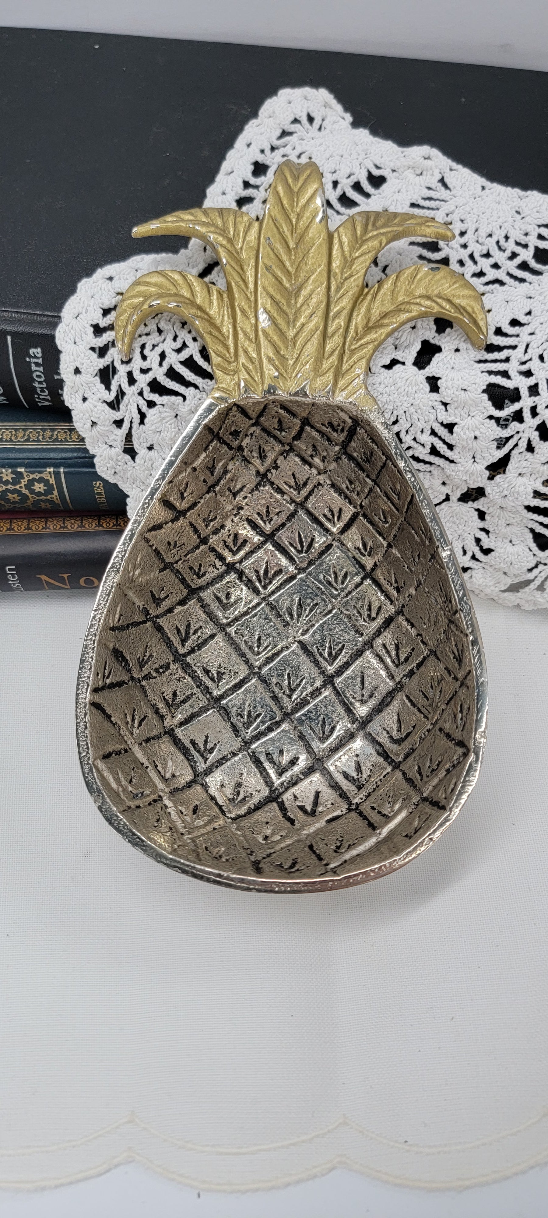 Metal Pineapple Decorative Bowl