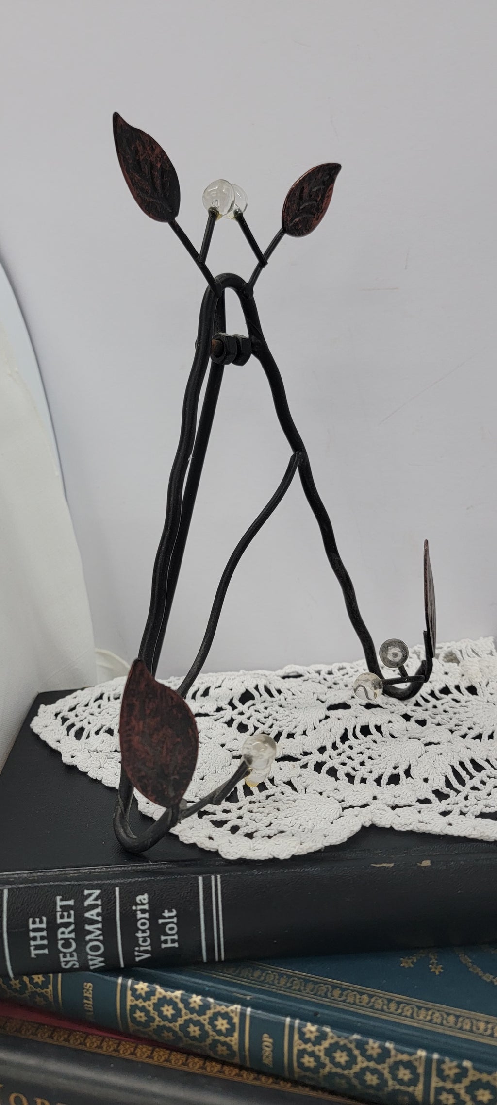 Decorative Wire Plant Stand