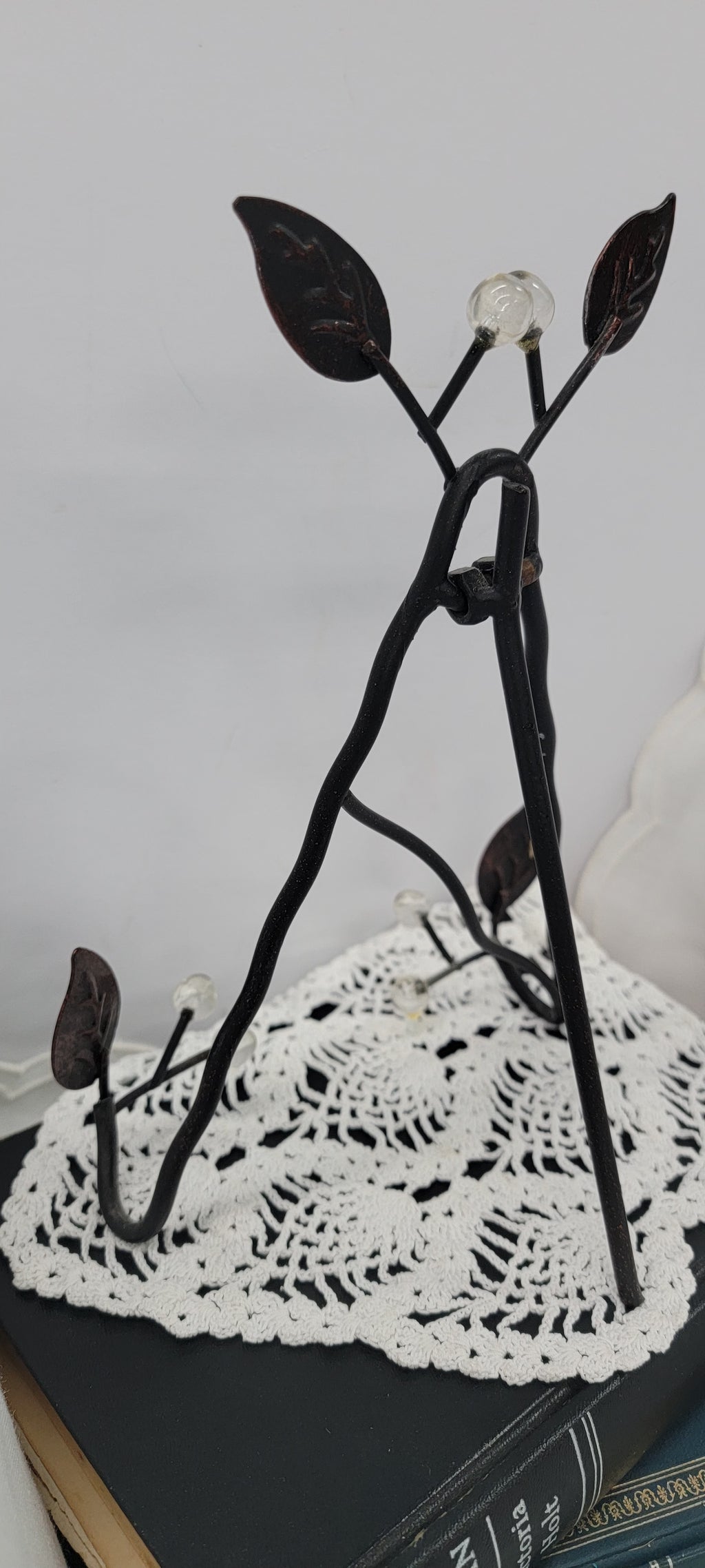 Decorative Wire Plant Stand