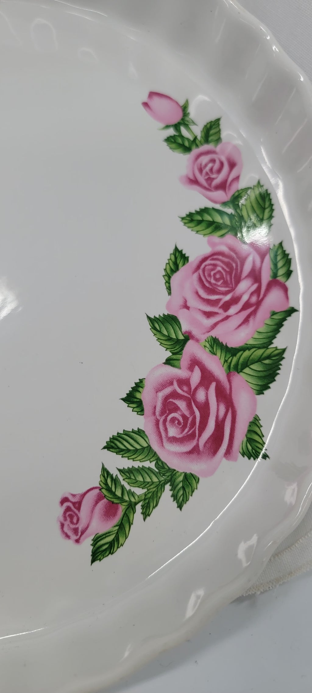 Christineholm Rose Pattern Pie Dish