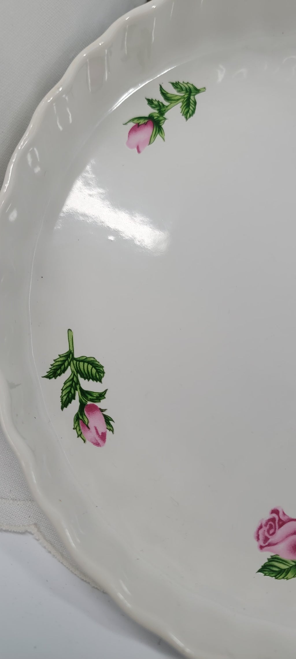 Christineholm Rose Pattern Pie Dish