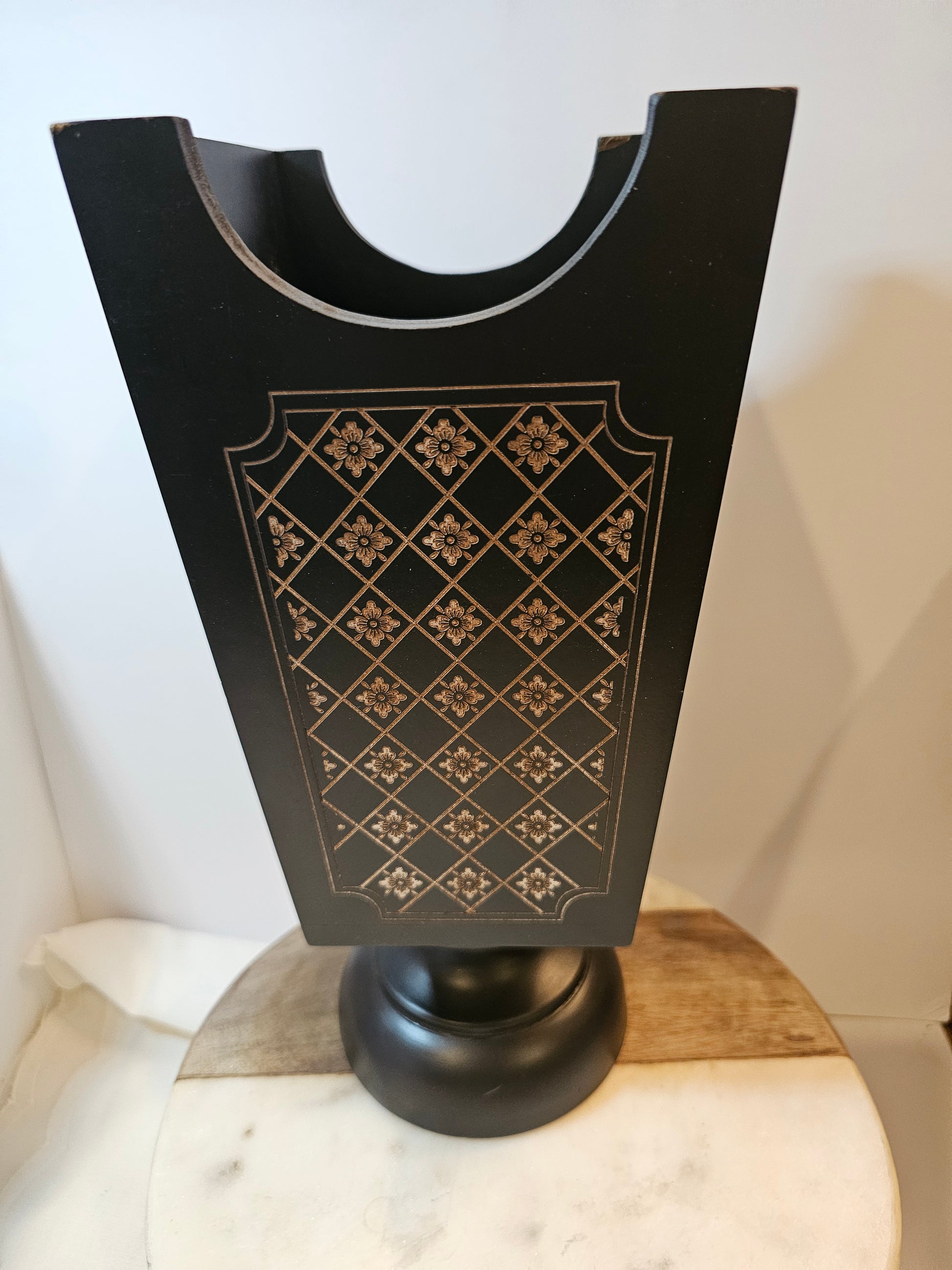 Black Decorative Vase Holder
