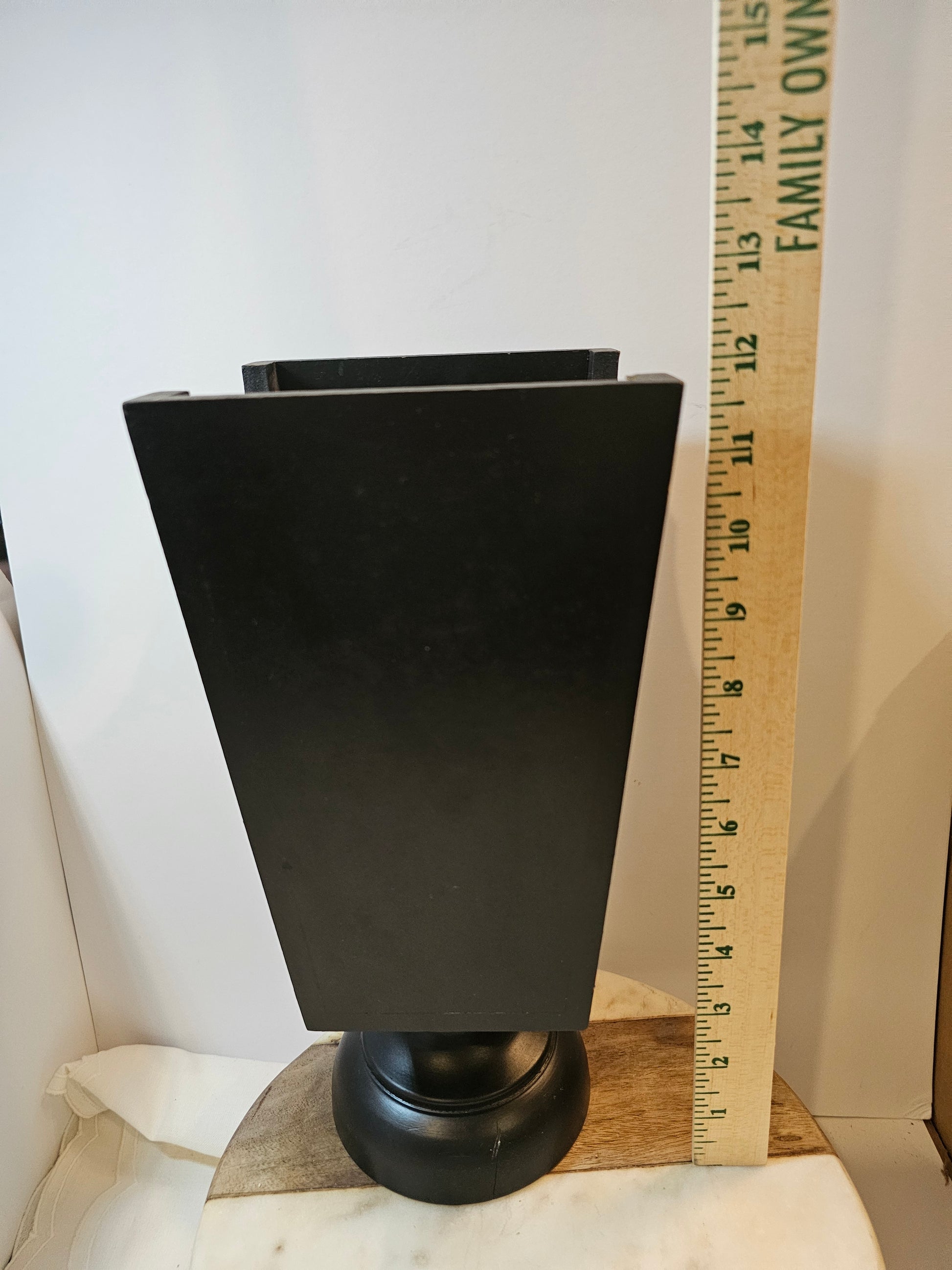 Black Decorative Vase Holder