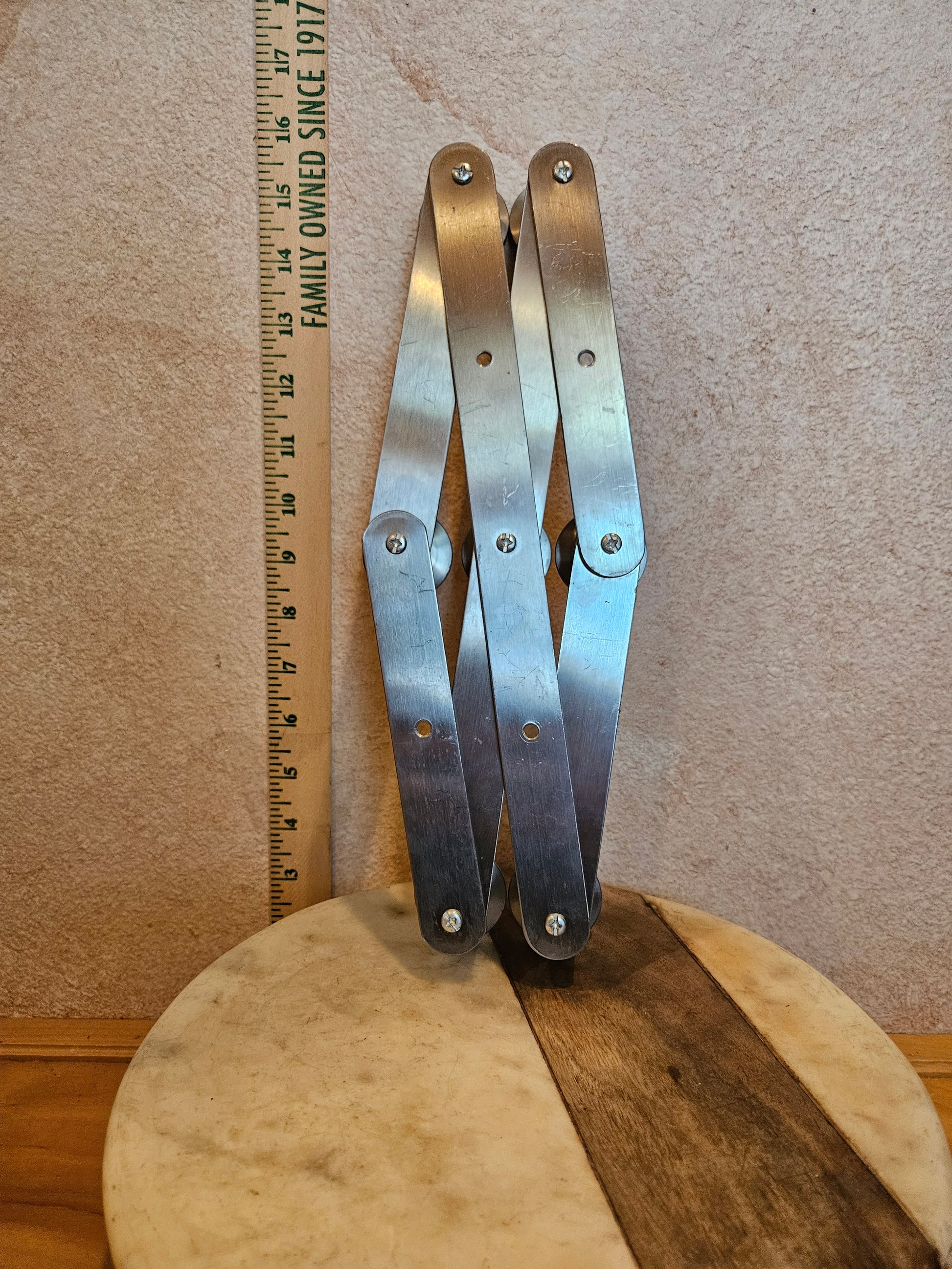 Modern Geometric Metal and Wood Decorative Stand