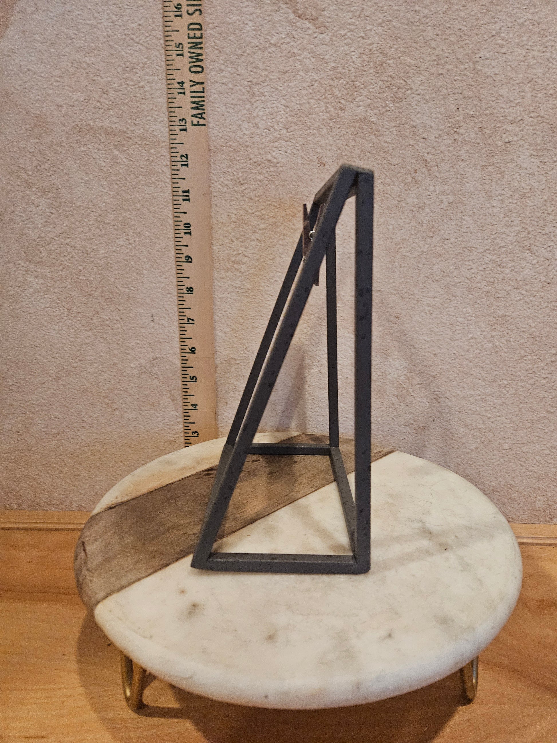 Metal Picture Frame Stand with Wooden Base