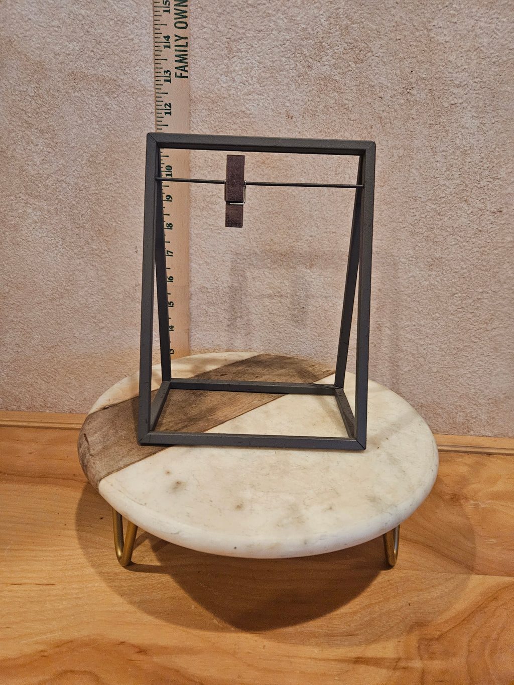 Metal Picture Frame Stand with Wooden Base