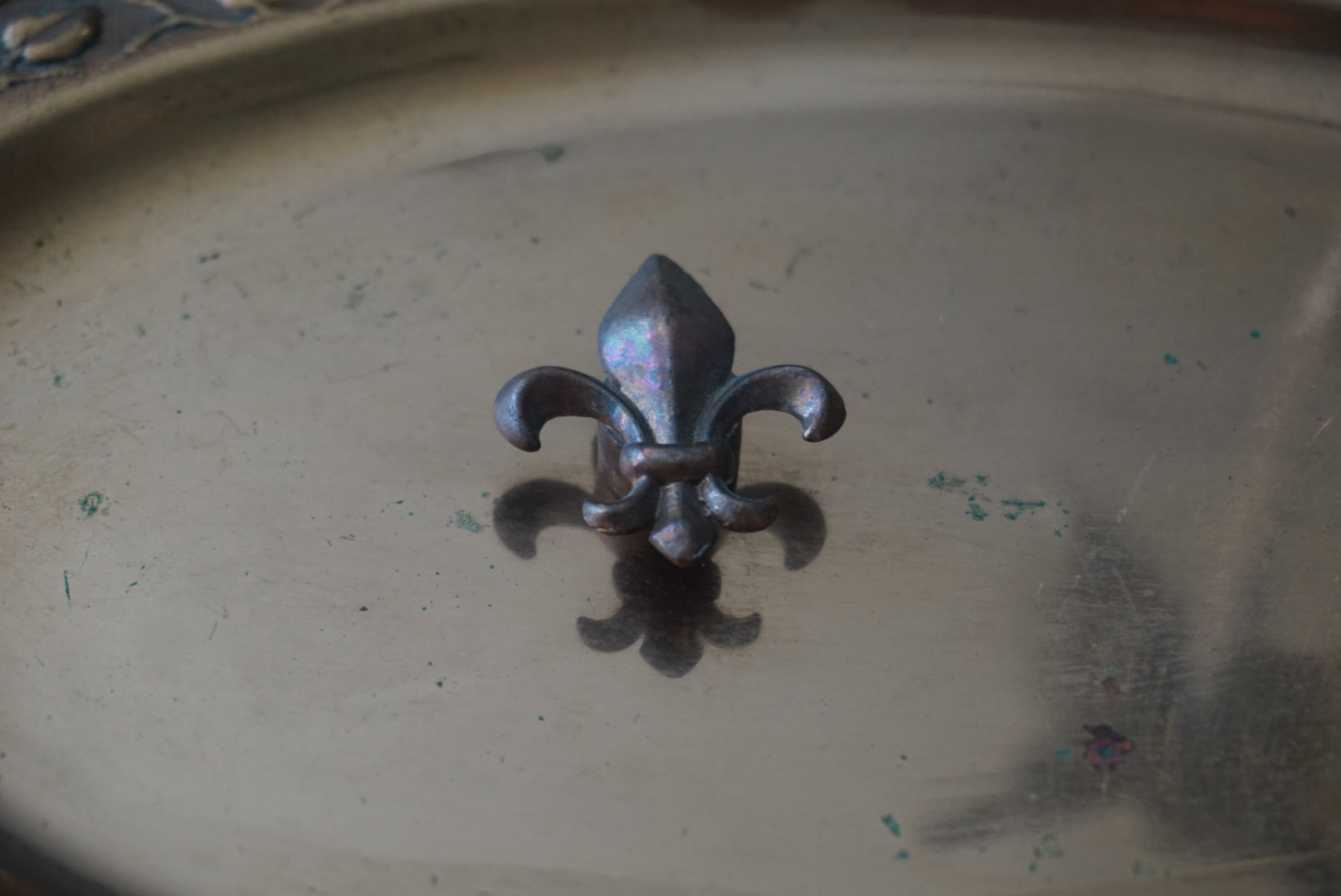 Fleur-de-lis Decorative Pin