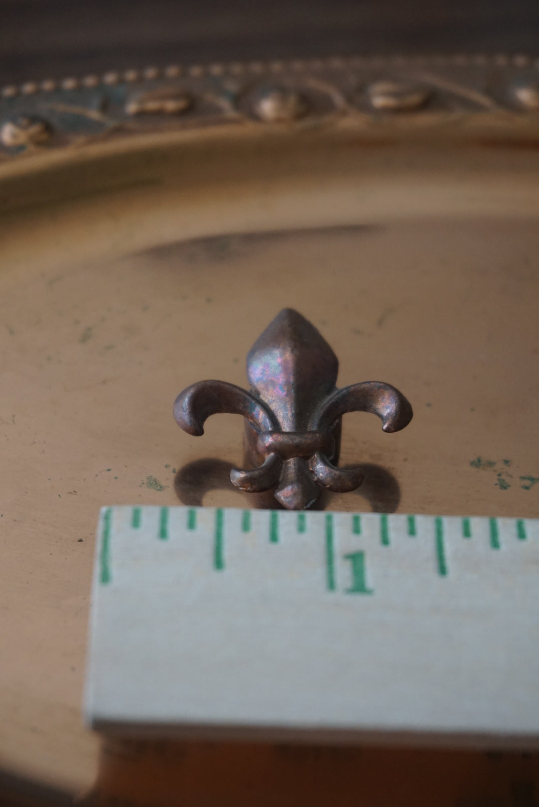 Fleur-de-lis Decorative Pin