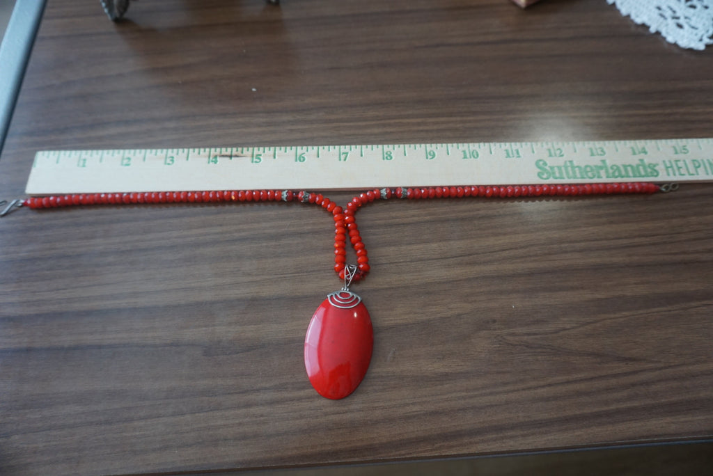 Red Beaded Necklace with Oval Pendant