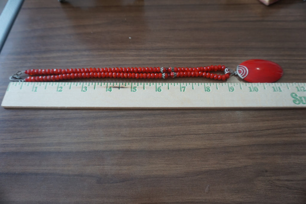 Red Beaded Necklace with Oval Pendant
