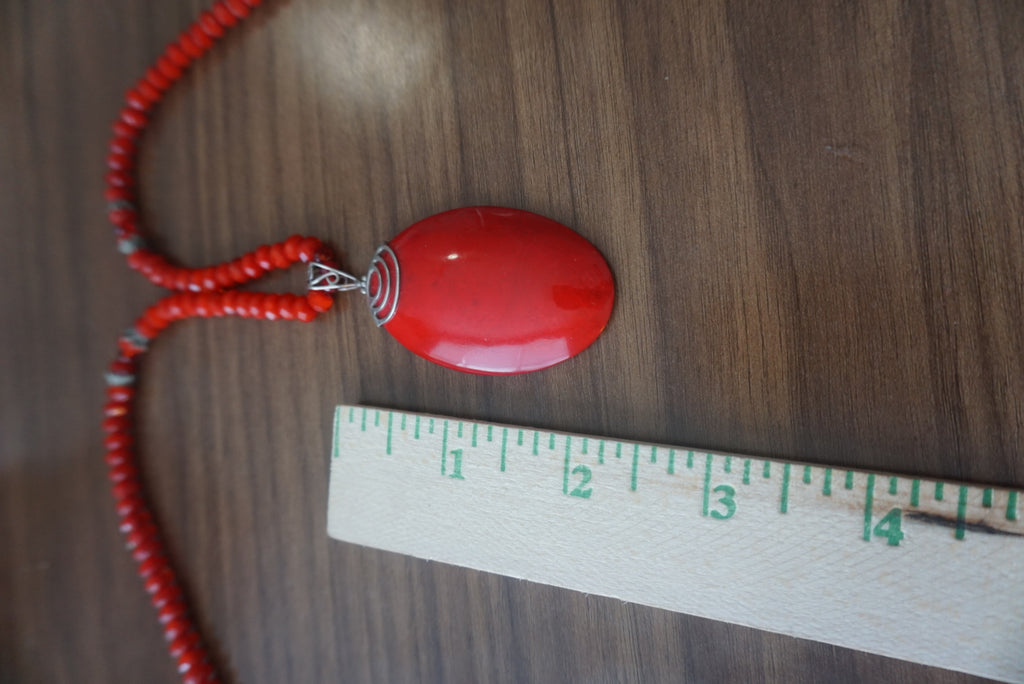 Red Beaded Necklace with Oval Pendant