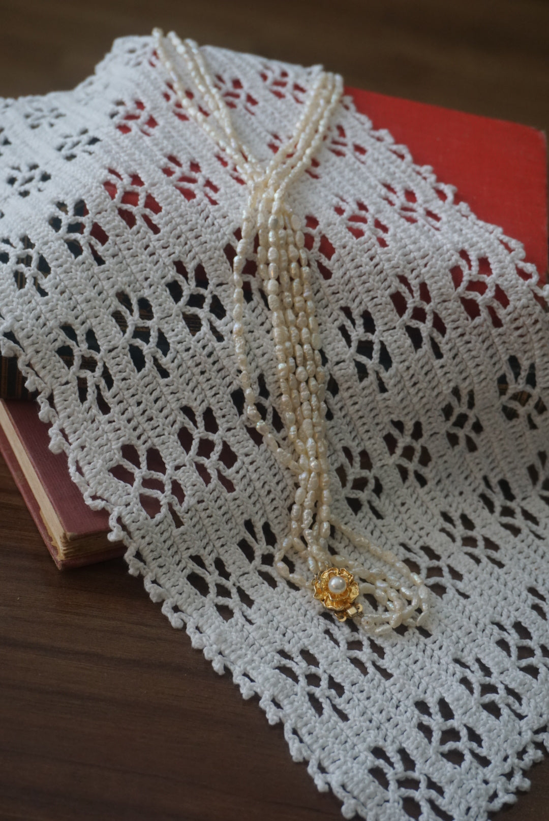 Vintage Pearl and Gold Beaded Necklace