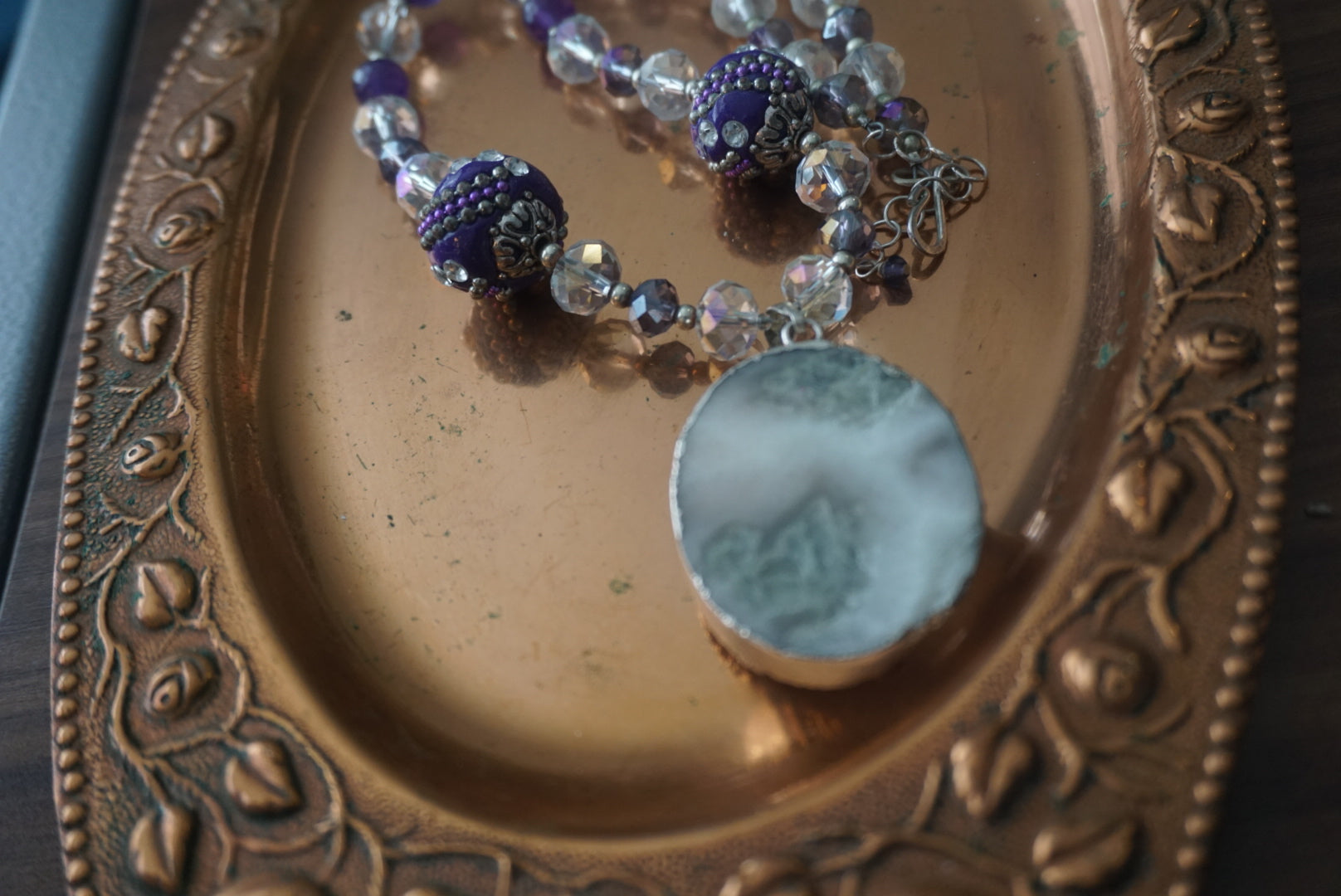 Purple and Silver Beaded Necklace with Agate Pendant