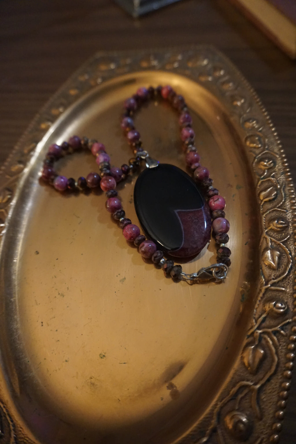 Black and Orange Stone Pendant Necklace