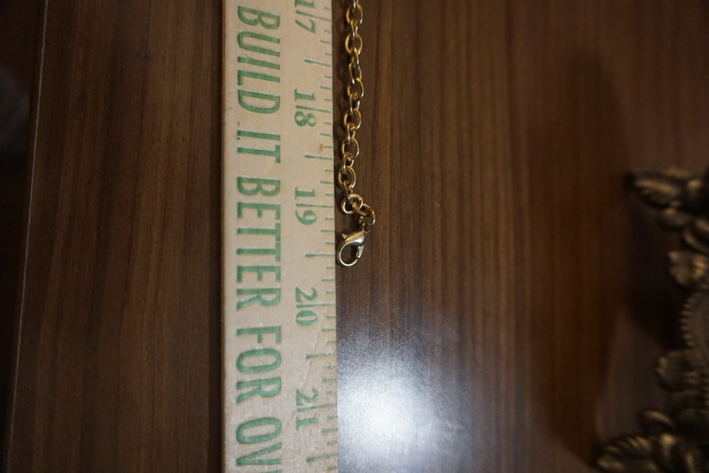 Vintage Statement Jewelry Necklace with Teardrop Stones