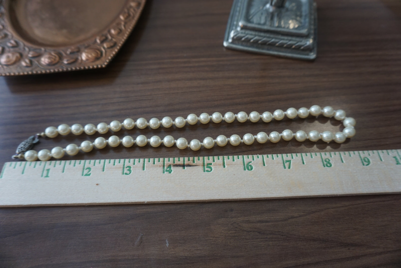 Classic Pearl Necklace
