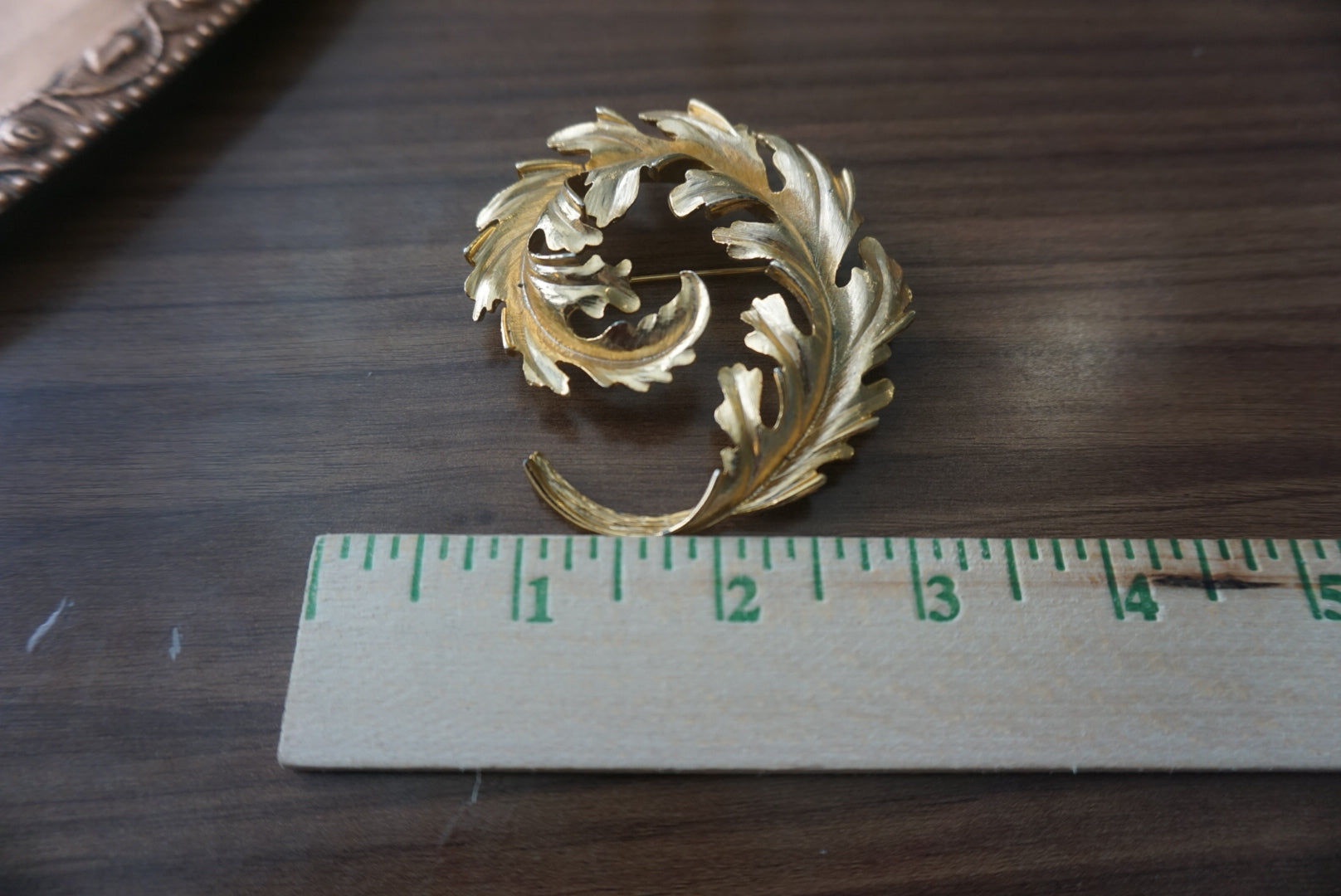 Vintage Gold Leaf Brooch