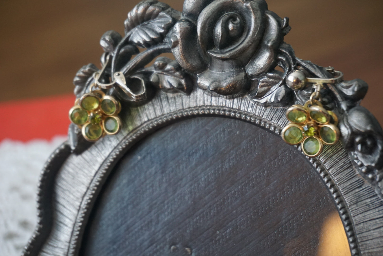 Vintage Flower Design Clip-on Earrings