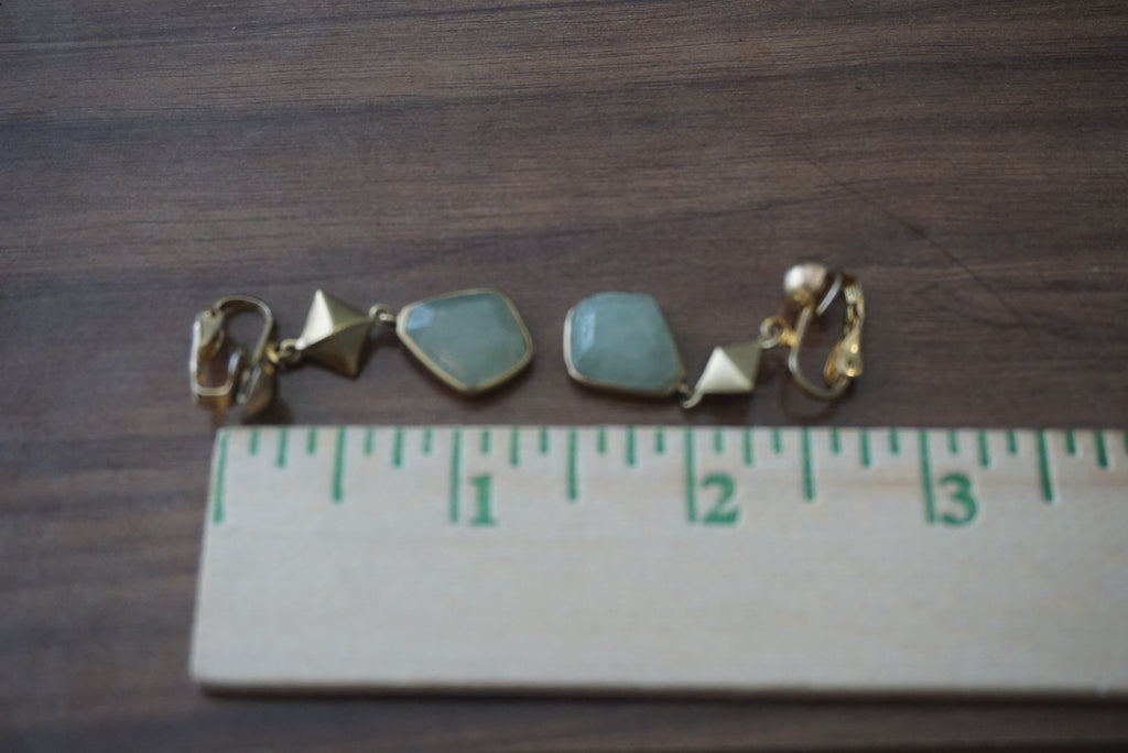 Elegant Gold and Green Earrings