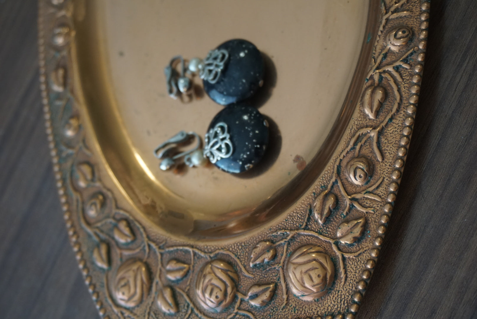 Vintage Black and Silver Clip-On Earrings