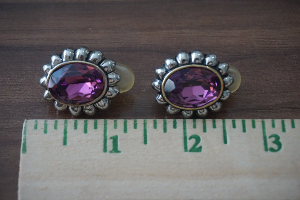 Vintage Floral Design Clip-On Earrings