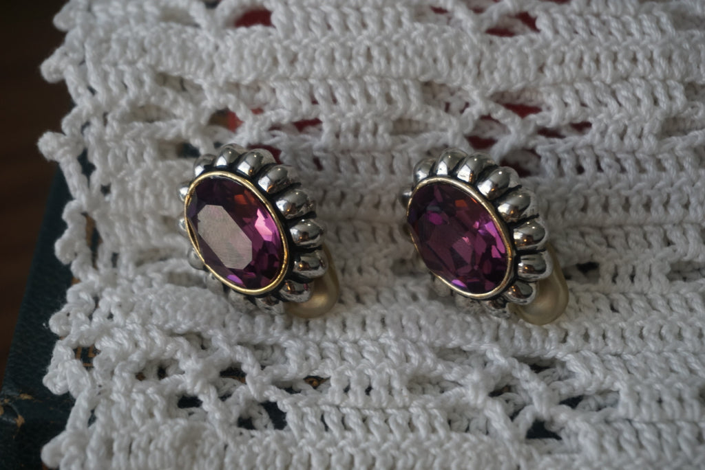 Vintage Floral Design Clip-On Earrings