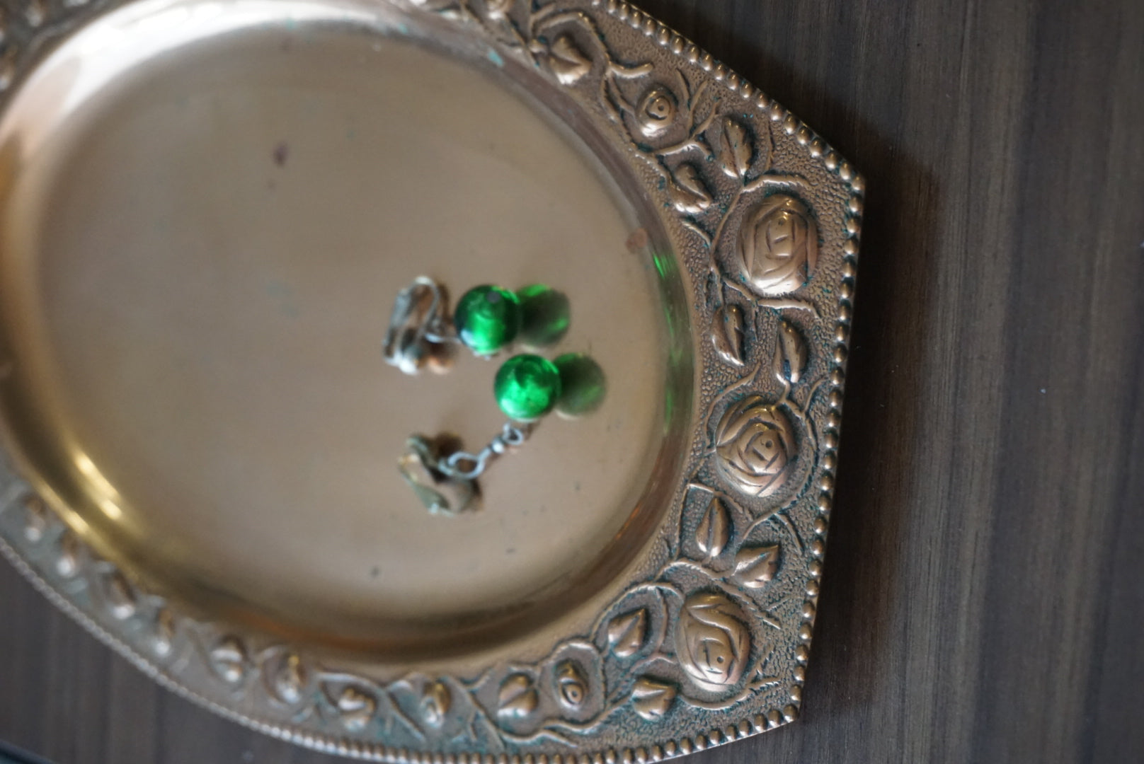 Vintage Green Bead Clip-on Earrings