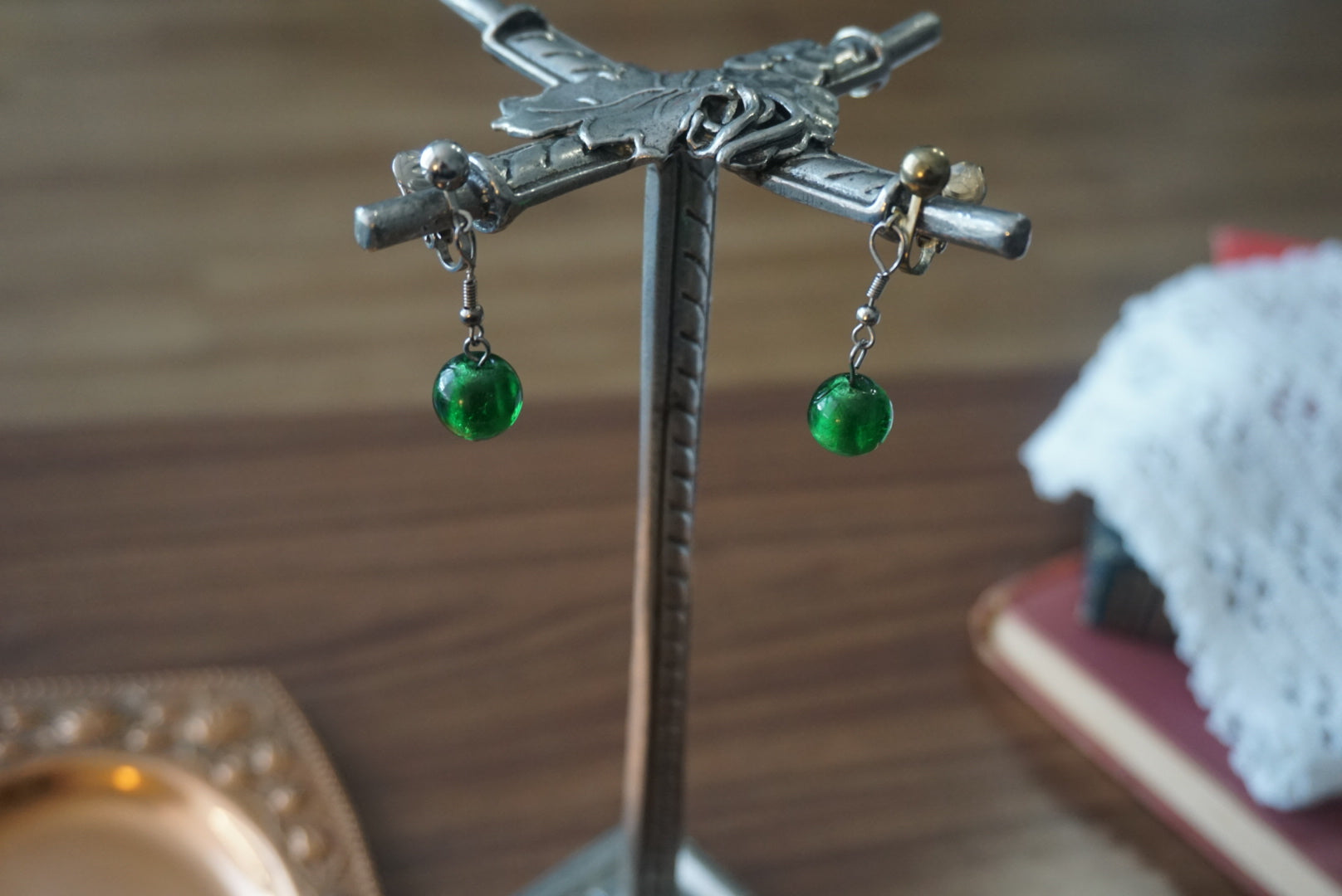 Vintage Green Bead Clip-on Earrings