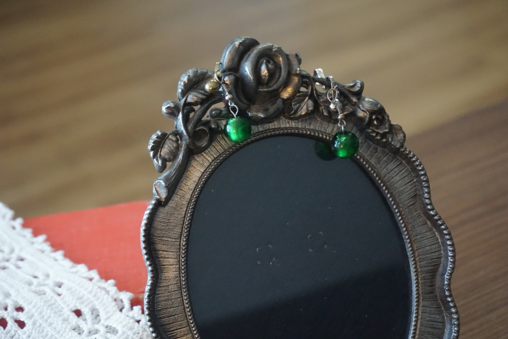 Vintage Green Bead Clip-on Earrings