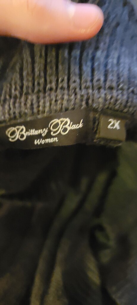 Brittany Black Women's Sweater