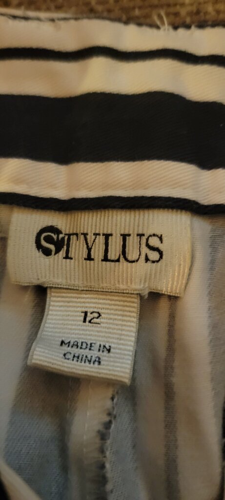 Stylus Women's Striped Shorts
