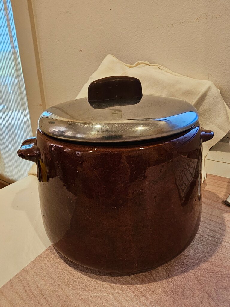 Vintage West Bend Bean Pot / West Bend Crock