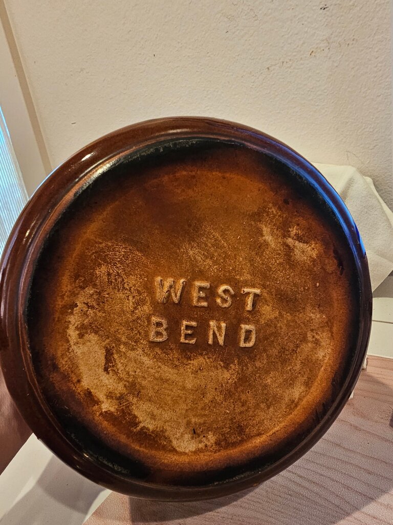Vintage West Bend Bean Pot / West Bend Crock