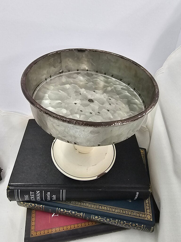 Vintage Farmhouse Metal Cake Stand