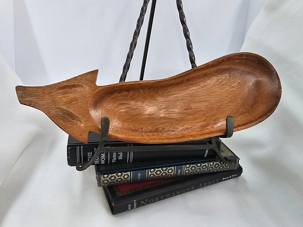 Wooden Arrow Shaped Serving Platter