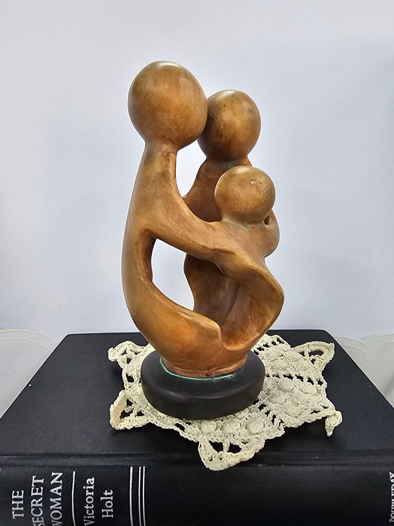 Family Themed Decorative Sculpture