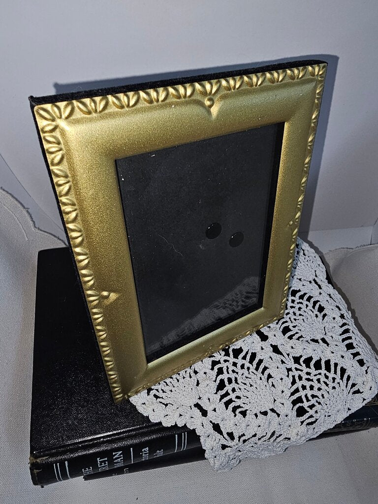 Gold style Framed Picture Frame