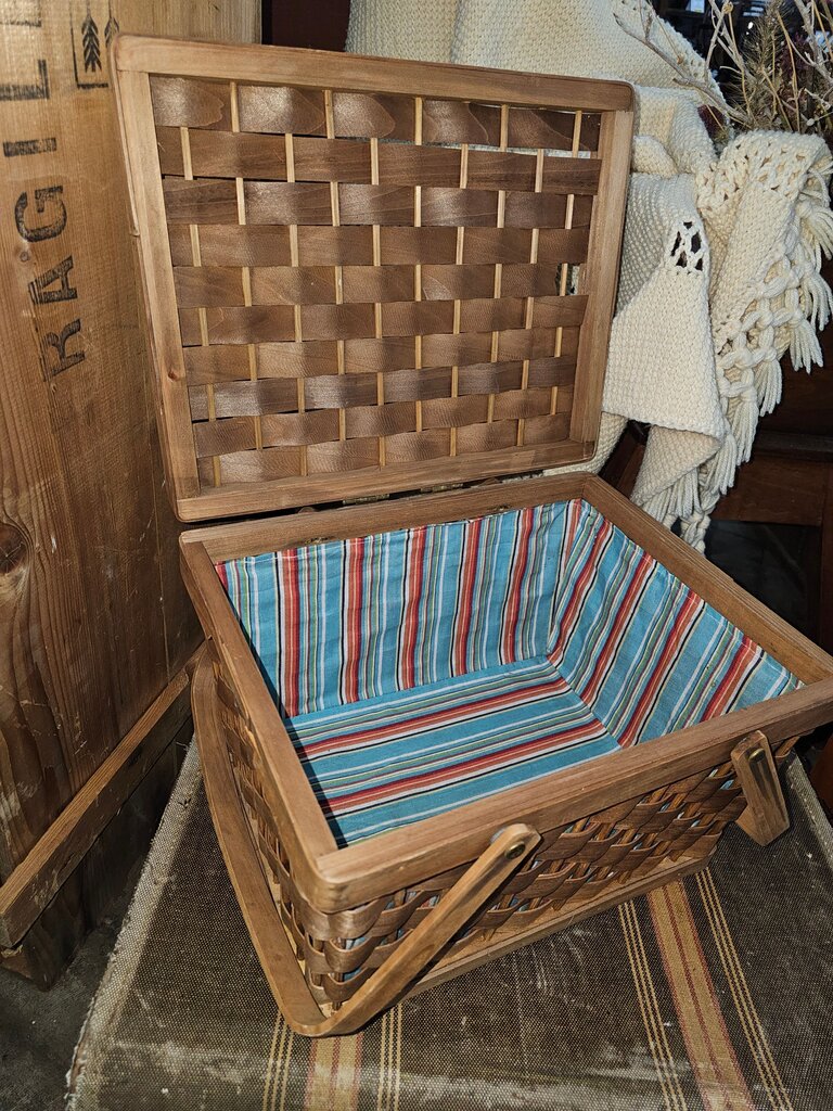 Woven Picnic Basket with Striped Liner AS IS