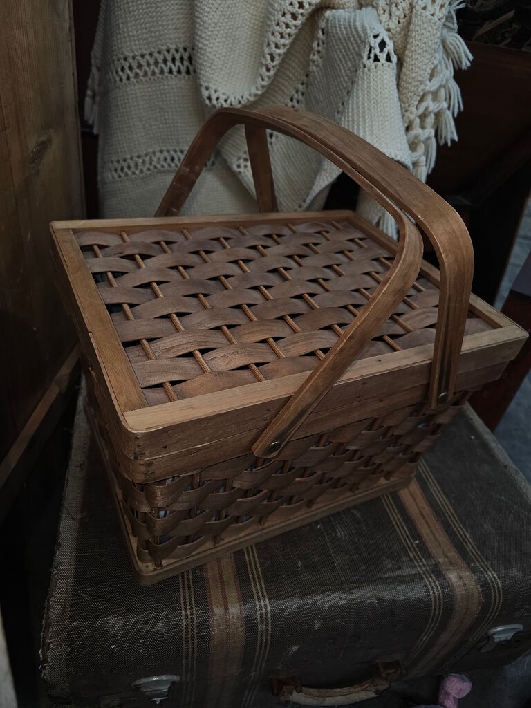 Woven Picnic Basket with Striped Liner AS IS
