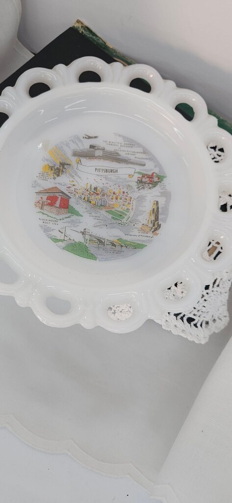 Vintage Pittsburgh Souvenir Plate