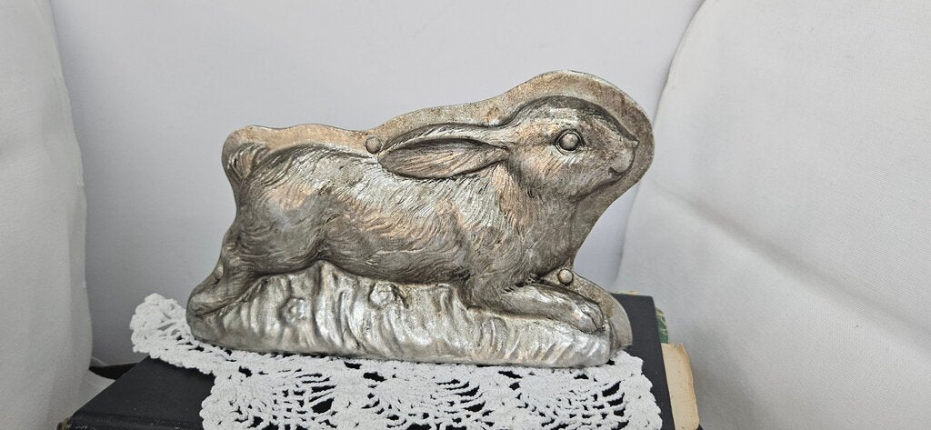 Vintage Rabbit Mold