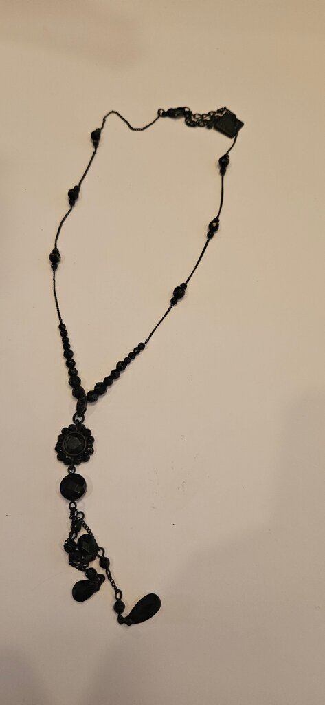 Elegant Black Beaded Necklace