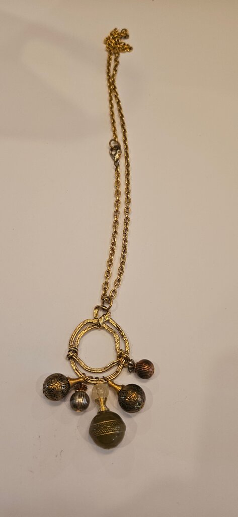Vintage Gold Tone Beaded Necklace
