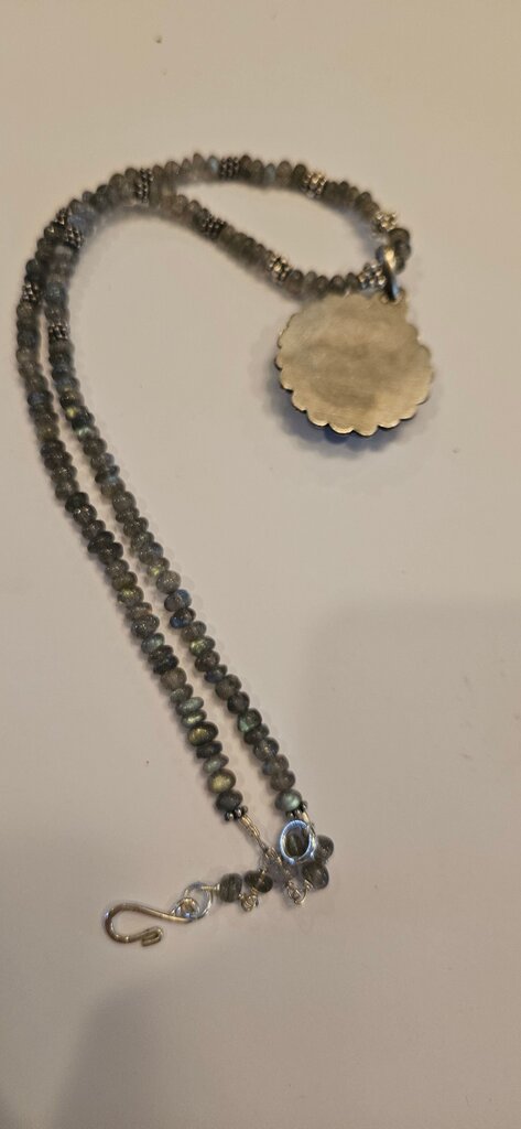 Labradorite and Silver Pendant Necklace