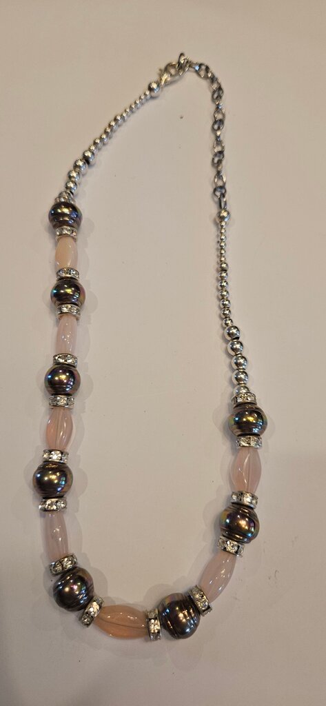 Elegant Beaded Bracelet with Silver Accents