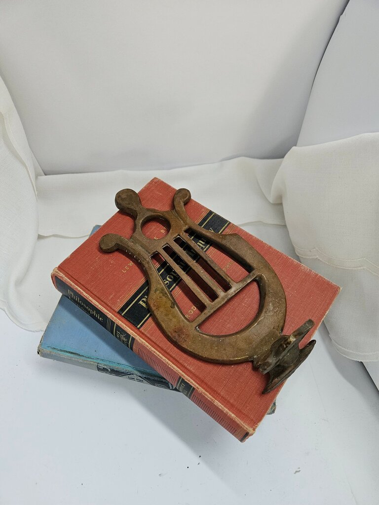 Vintage Brass Lyre Music Stand label
