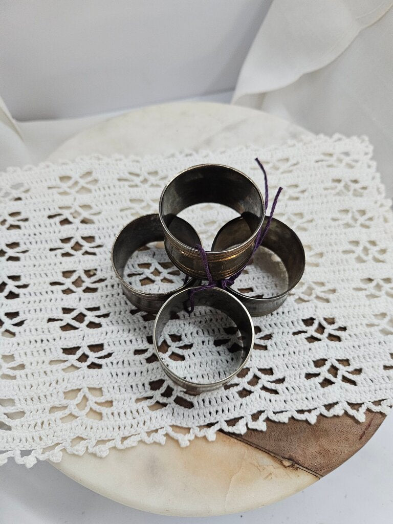 Vintage Metal Napkin Rings Set of 4 label