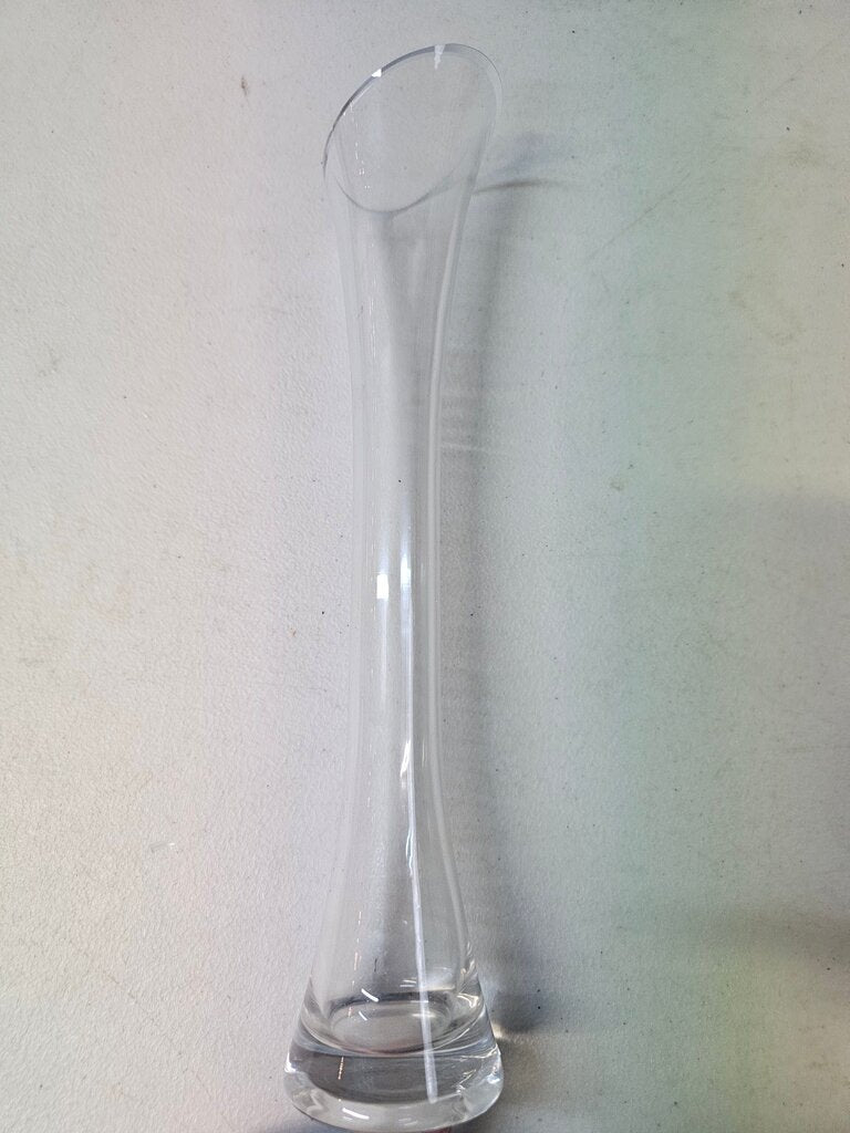 Skinny, Tall Clear Glass Flower Vase label